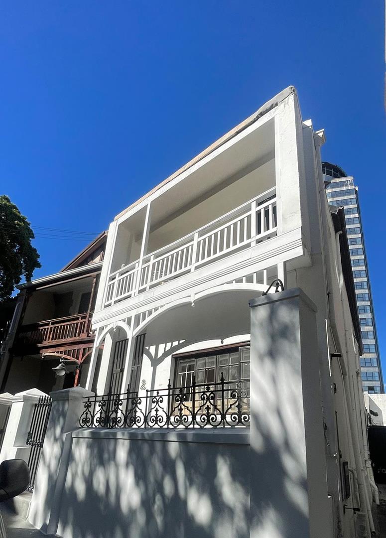 To Let 6 Bedroom Property for Rent in Sea Point Western Cape